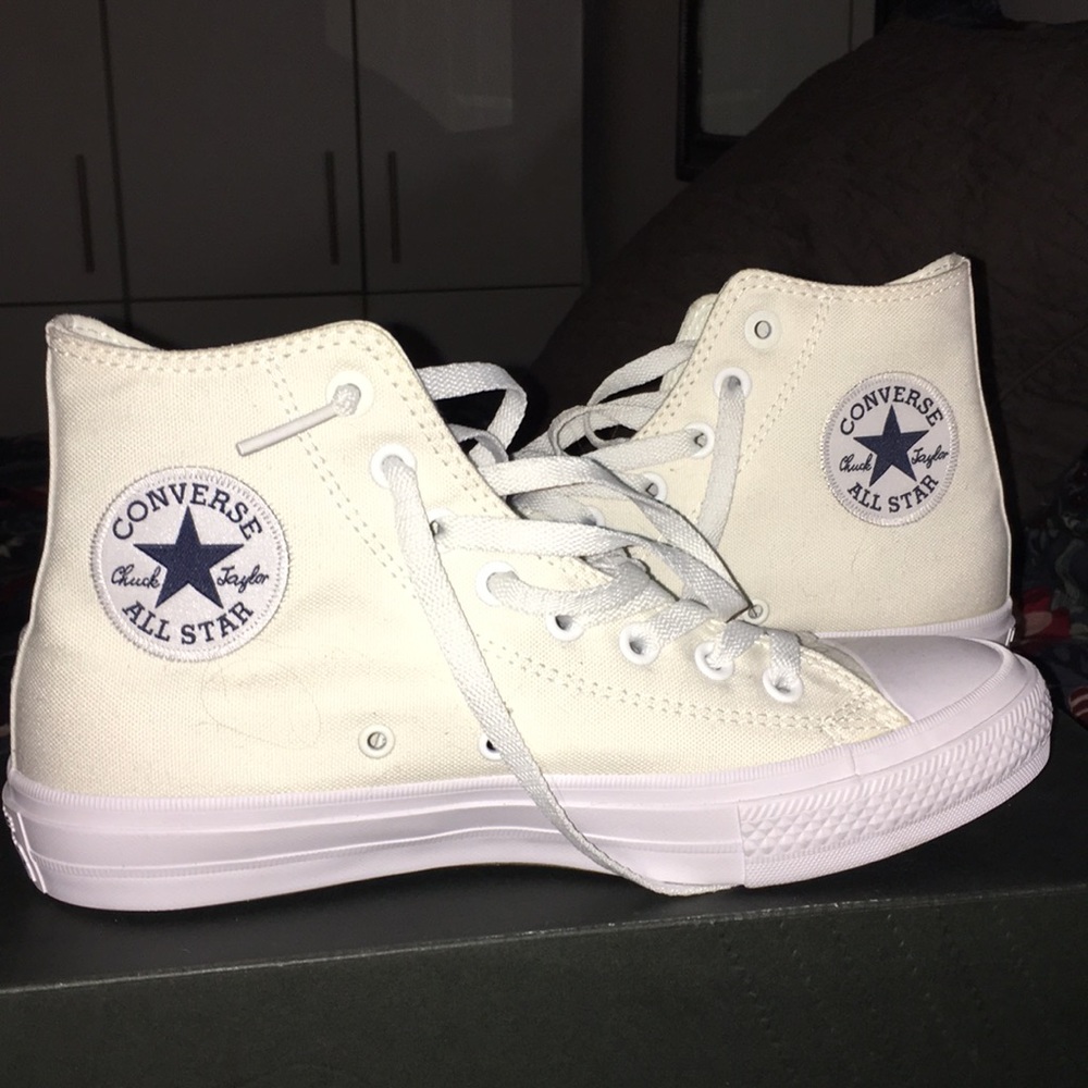 Brand new Converse Chuck tows.